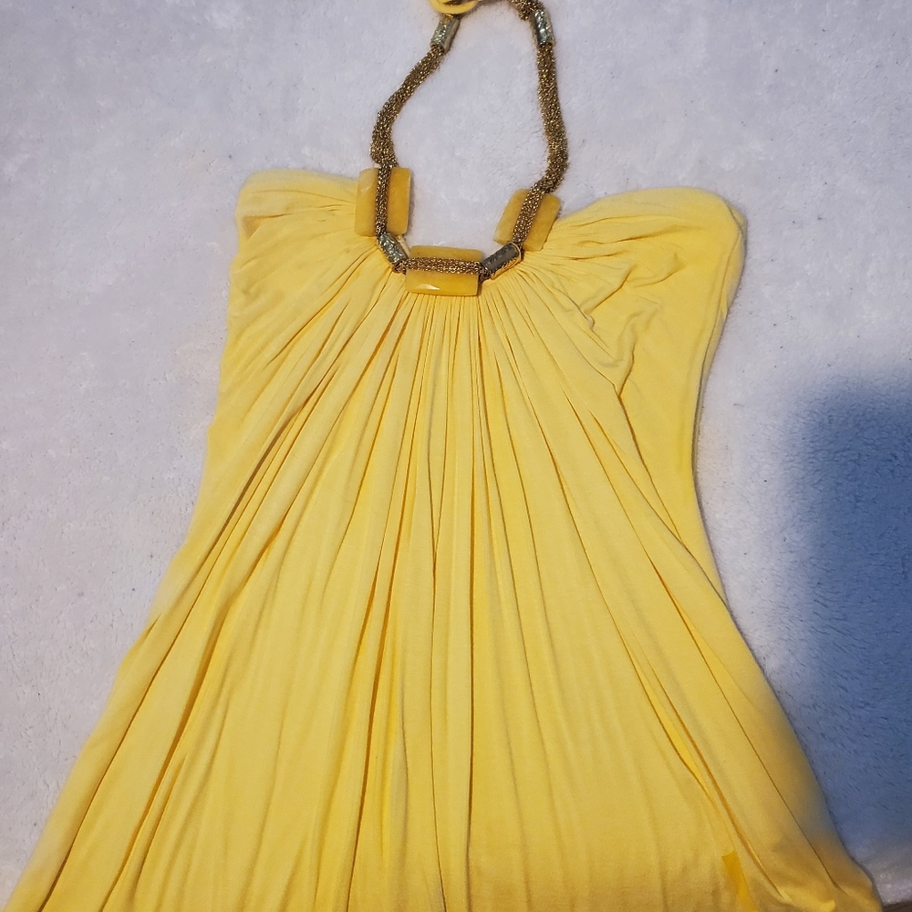 Beautiful yellow top